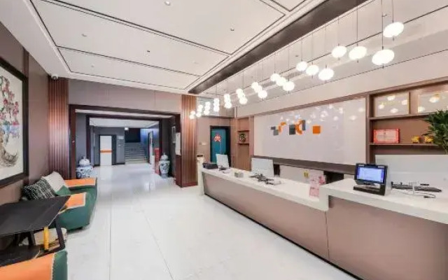 Non-Fanchengpin Hotel (Tianjin West Station South Square Xiyuehui Store)