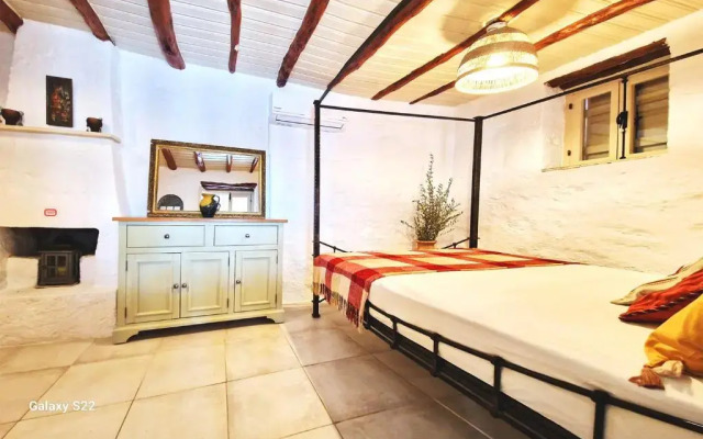 Boutique Traditional Spa Vila newly renovated 2023!