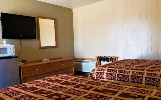 Grand Motel