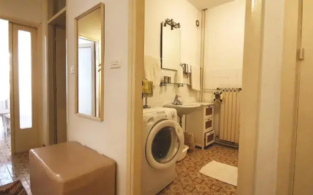 Prokonzul 2BR apartment in old town