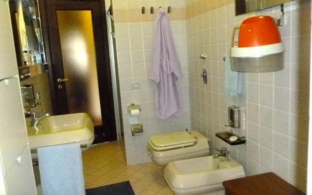 Villa con piscina per soggiorni estivi
