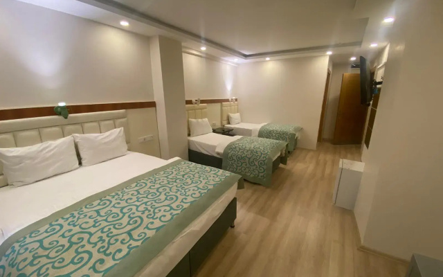 Grand Lara Hotel