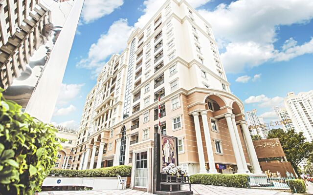 Апартаменты Hope Land Executive Serviced Apartment Бангкок вид на фасад