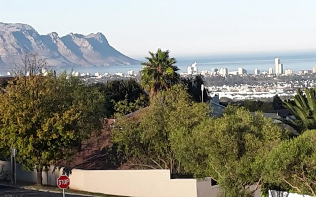 Barlinka lane Selfcatering flatlet , Somerset West