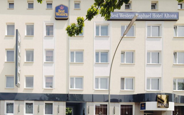 Отель Best Western Raphael Hotel Altona Германия, Гамбург - отзывы, цены и фото номеров - забронировать отель Best Western Raphael Hotel Altona онлайн вид на фасад
