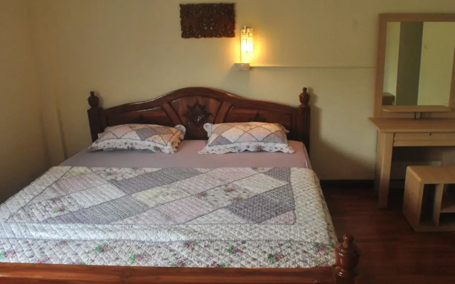 Lemongrass Guesthouse and Cafe