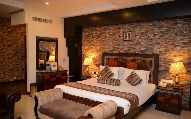 Hilton Suites in Lahore, Pakistan from 71$, photos, reviews - zenhotels.com hotel front