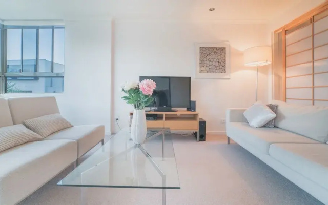 Waterfront Brisbane Apartment