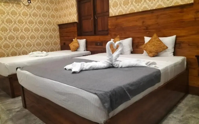 village avenue resort