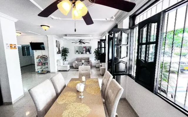 Hotel Boutique Casa Pere
