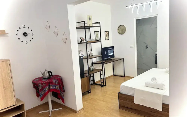 Tirana Budget Retreat Hotel