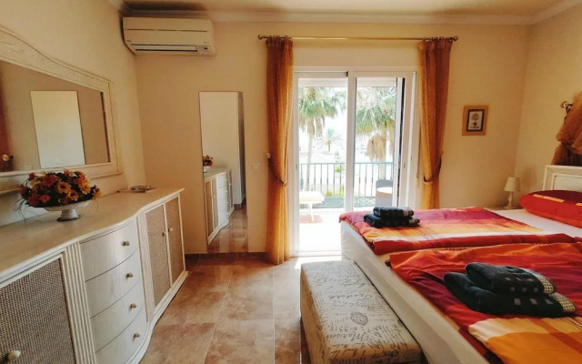 Casa Cipreses 5 Nerja Sun