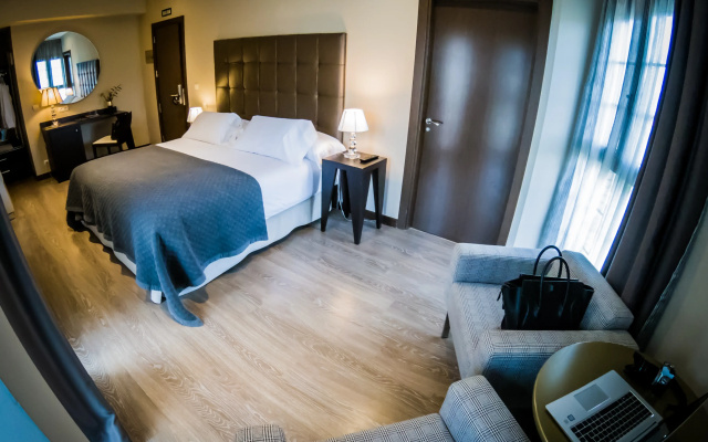 Pamplona Catedral Hotel