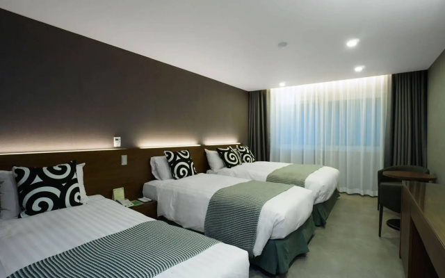Itaewon Crown hotel