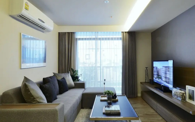 Siamese Nanglinchee Residence
