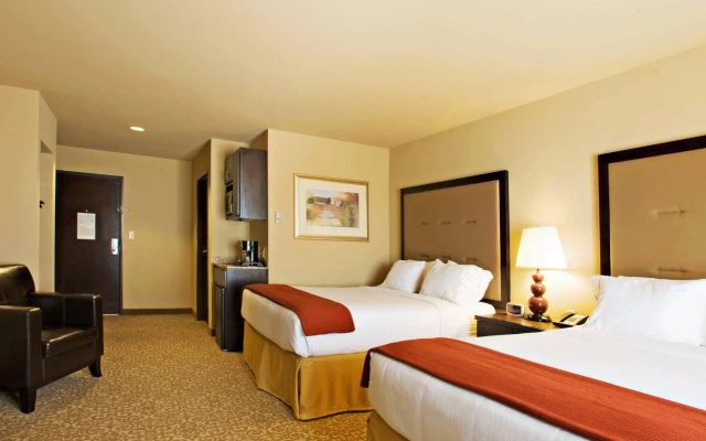 Holiday Inn Express & Suites Wichita Falls by IHG