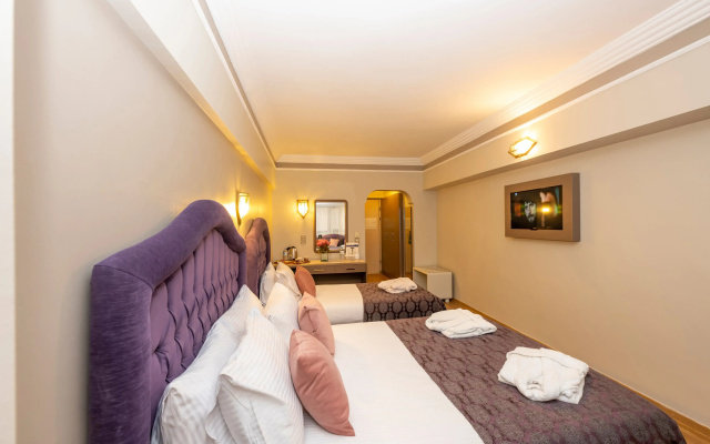 Grand Anka Hotel