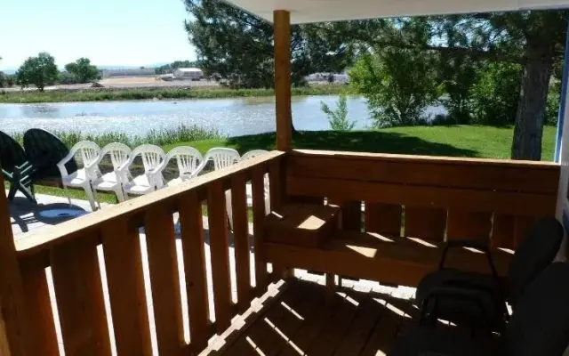 Riverwood Inn