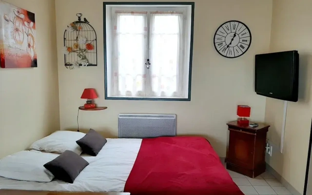 House With one Bedroom in Charbonnier-les-mines, With Wonderful Mounta