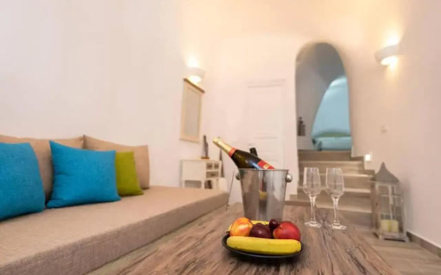 Vivid Caves 1 bedroom Cavehouse