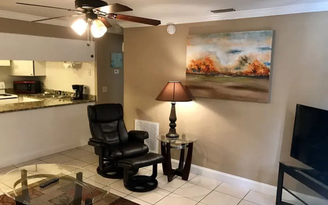 Island Cay Hotel - Clearwater Beach