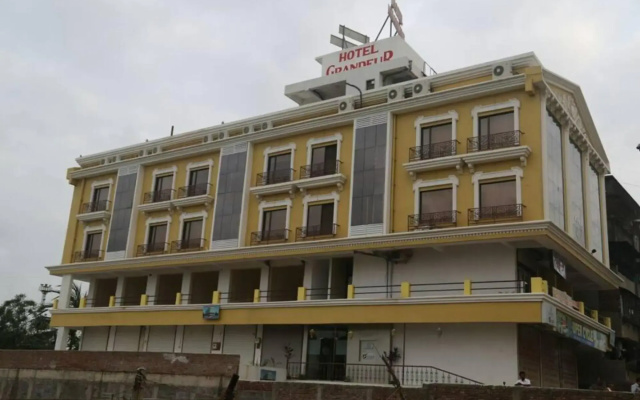 Hotel Grandeur