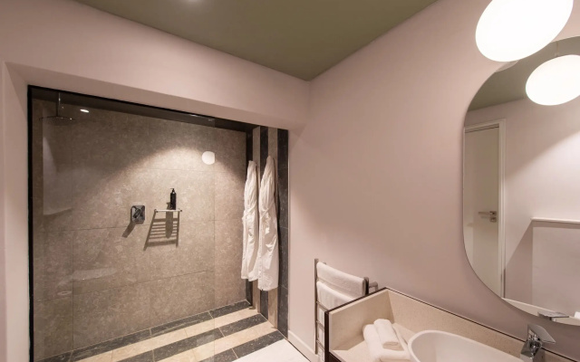 The Feather Hill Boutique Hotel