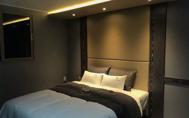 Suncheon Hotel Louys
