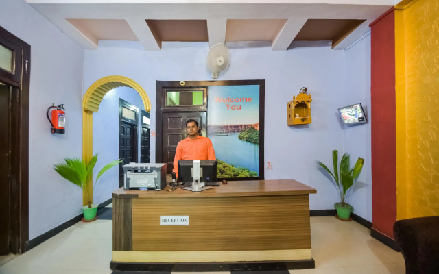 OYO 48698 Hotel Settle Inn
