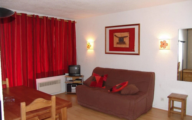 2 Rooms 4 People 3 Exposed South-West