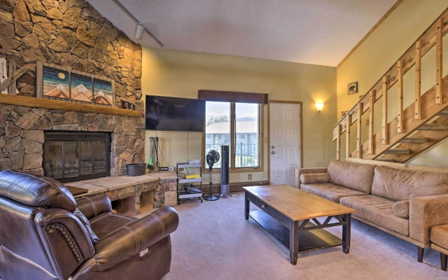 Townhome w/ Club Access on Shuttle Stop