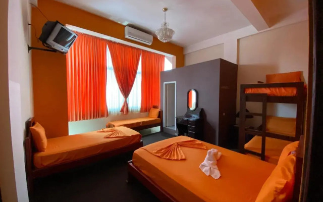 Hostal Puerto Azul