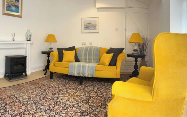 Coastal 1 Bed Flat - Sleeps 2 -patio - Parking