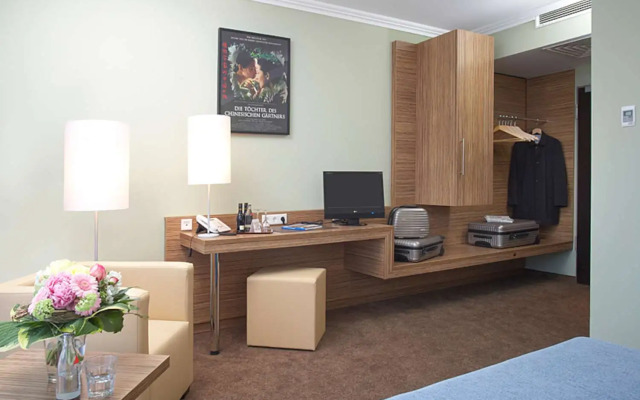 Hotel Central Regensburg Citycentre, Sure Hotel Collection