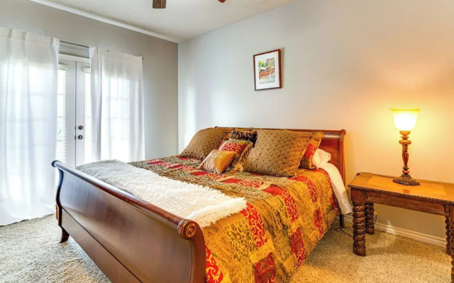 Spacious & Family-friendly! Tamu Townhome w/ Yard