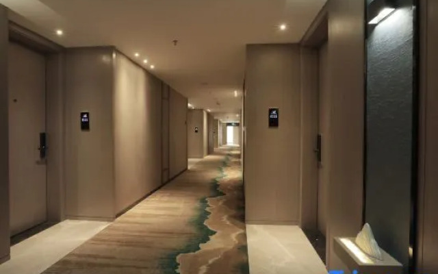 Yongfu County Golden Coast Royal Blessing Hotel
