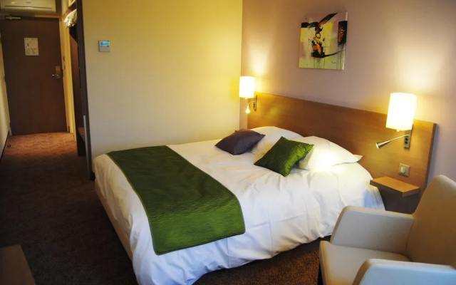 Brit Hotel Chateaudun