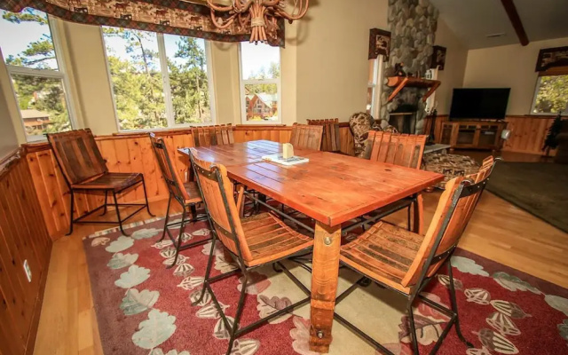 1603-golden Oak Views