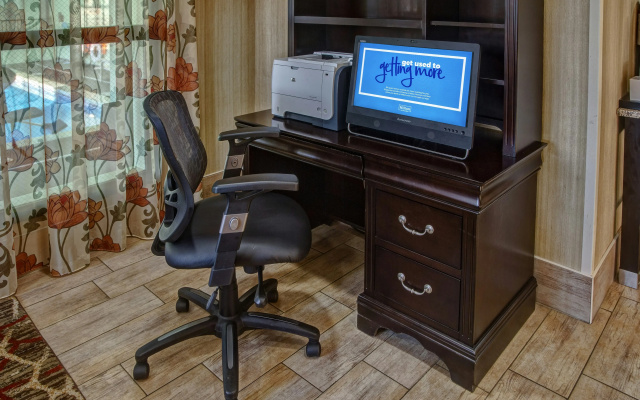 Hampton Inn® Ashland