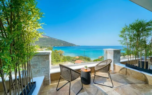 Essentia Luxury