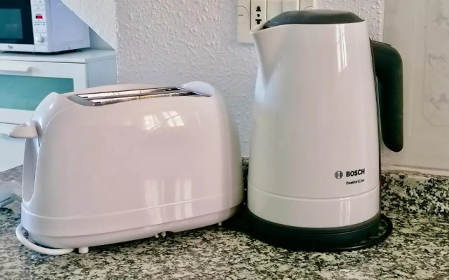 Golden View Holiday Home