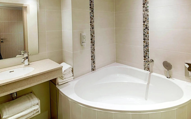 Hôtel Restaurant & Spa LE VAL MORET