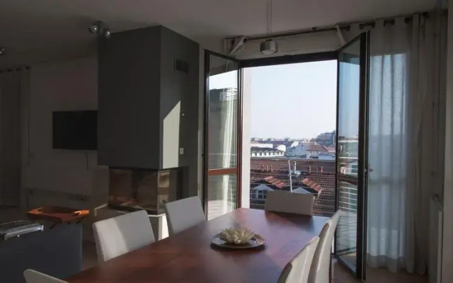 Luxury Central Flat
