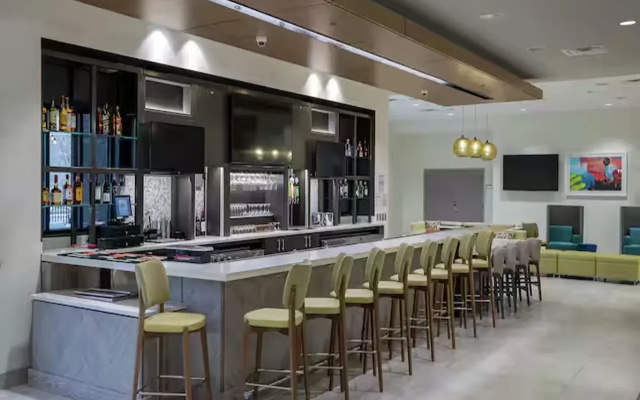 Hilton Garden Inn Flushing Laguardia