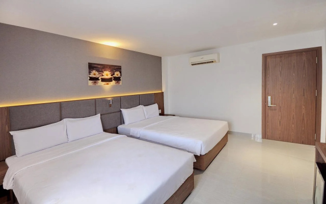 For You Hotel