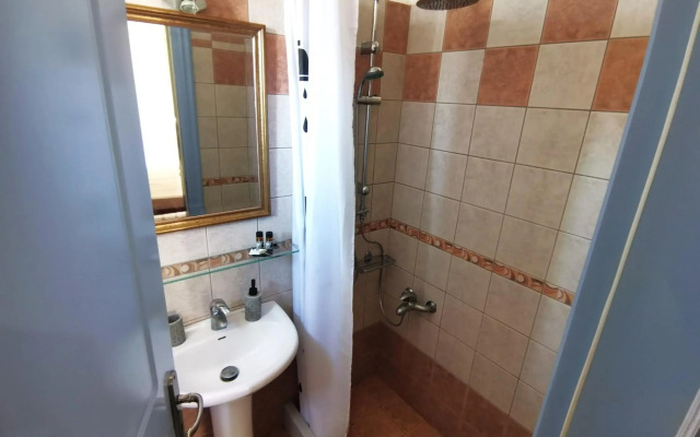 Taletos Apartments