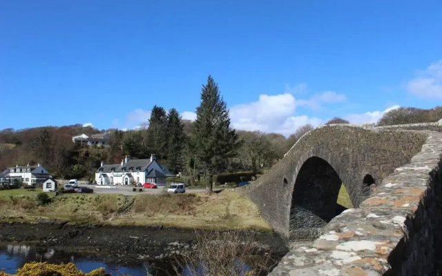 Tigh an Truish Inn