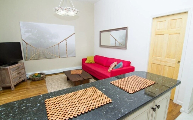 Lovely 1 BR on Gramercy