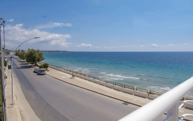 Ametista Apartment On Sea Shore