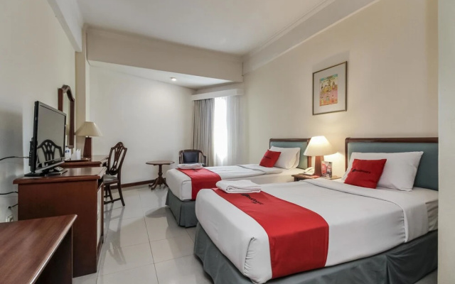 RedDoorz Plus near Monumen Nasional Jakarta